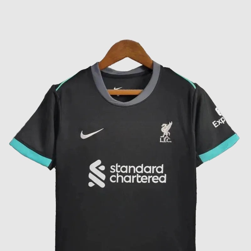 Liverpool Away Kids Kit 2024/25 - photo 2