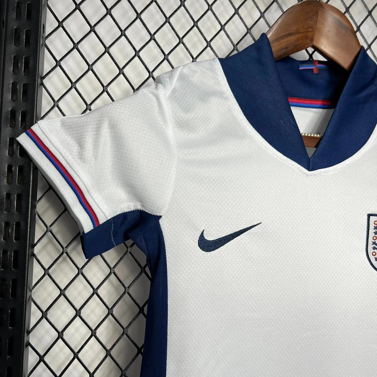 England Home Kids Kit 2024/25 - photo 5