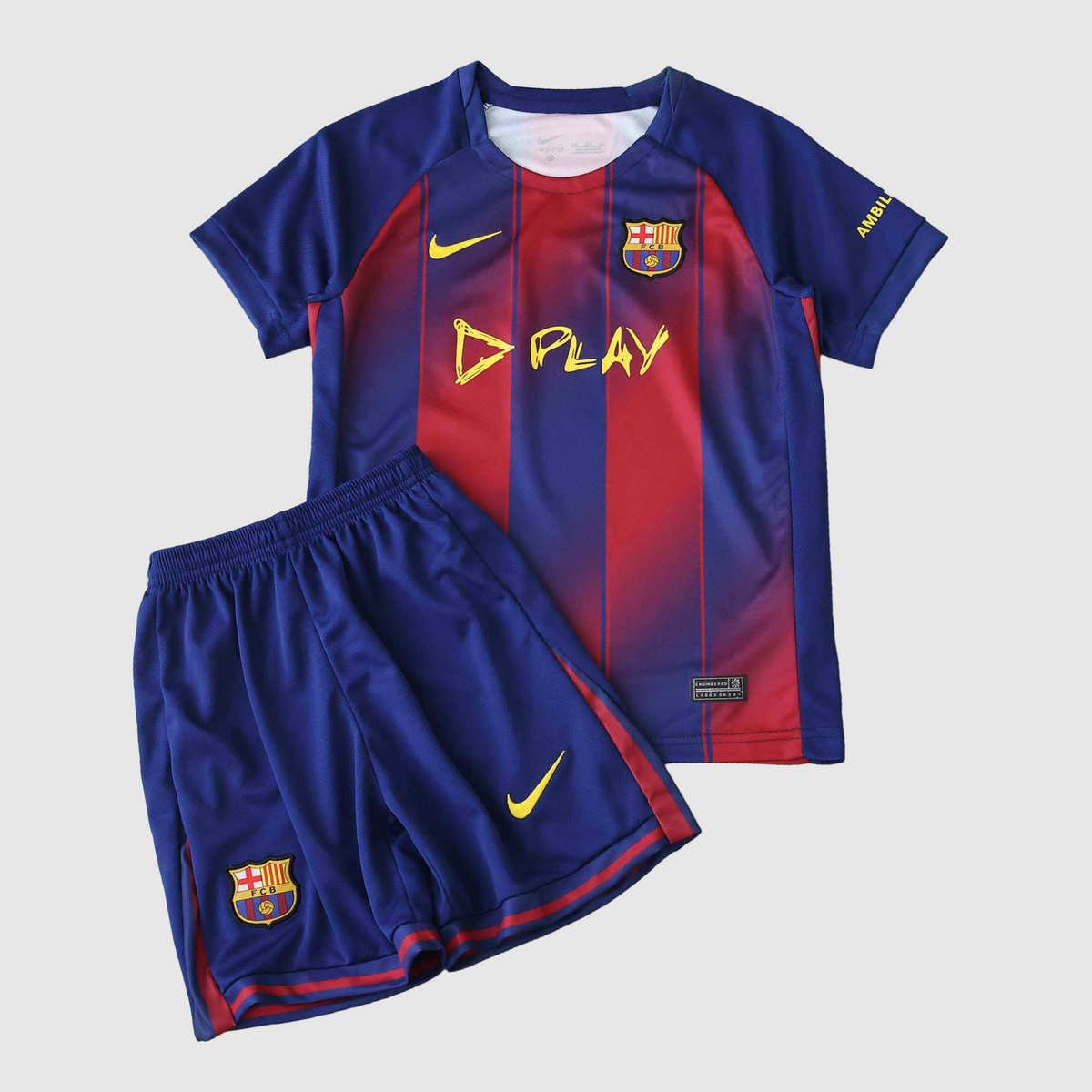 Kit Bambino Barcellona Home 25/26 - Scritta Play Gialla