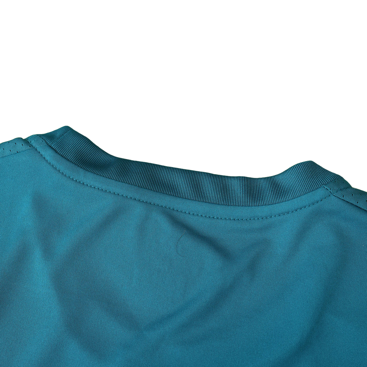 Real Madrid Retro Jersey 2017/18 - photo 9
